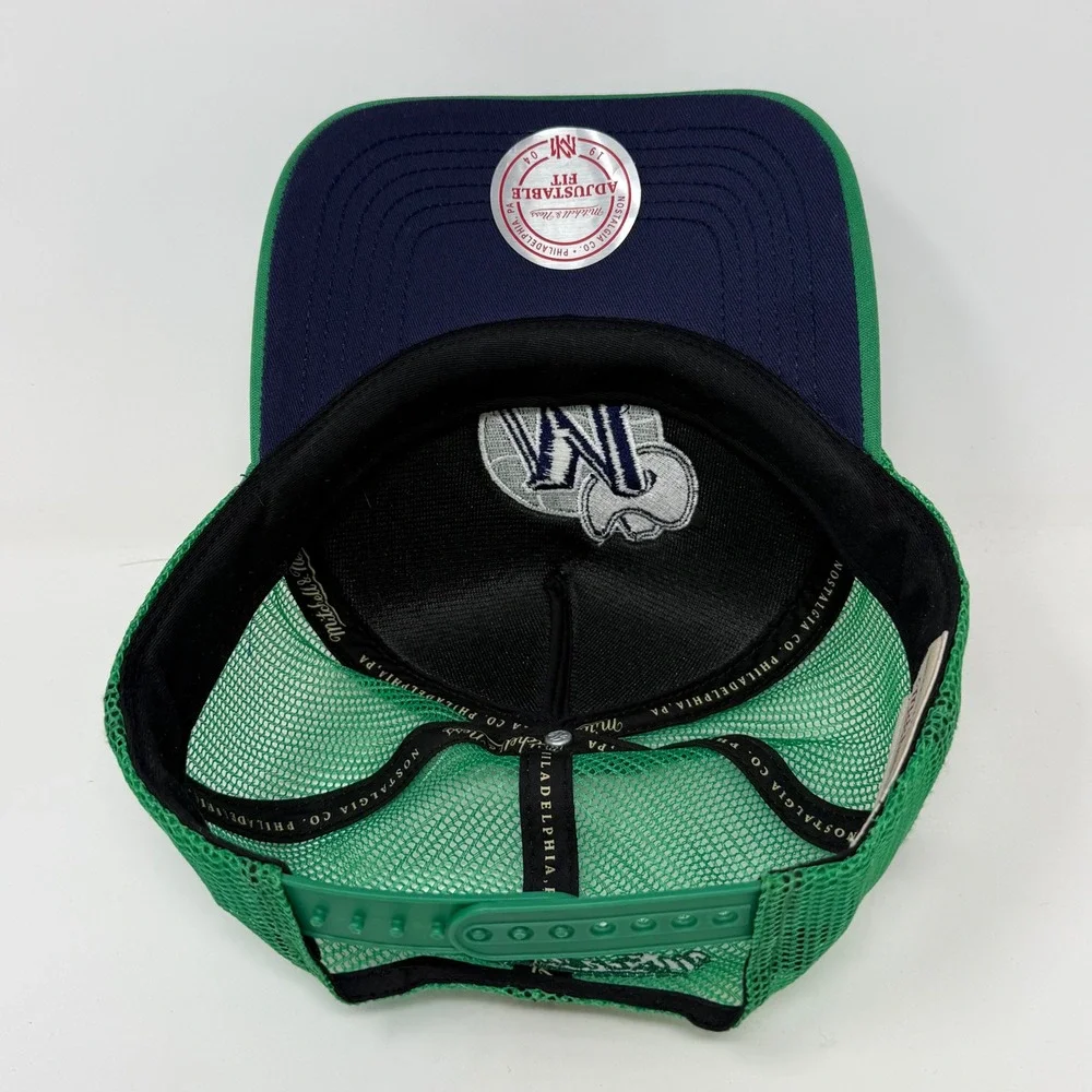 Mitchell &‎ Ness Dallas Mavericks 2011 NBA Finals Trucker Hat Green Snapback